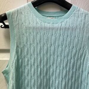 J. Crew Factory Vest Women's Size Large Light Blue Cable Knit Sweater NWT